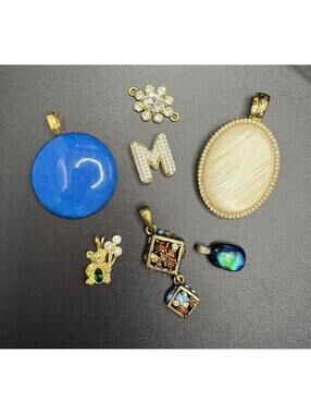 Pendant Lot